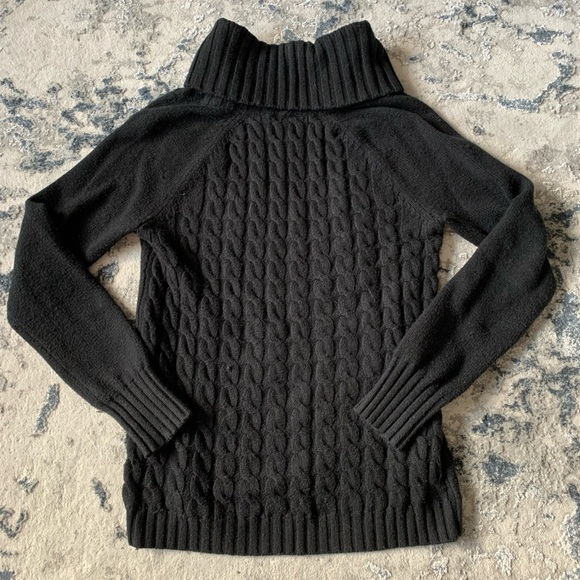 BANANA REPUBLIC BLACK KNIT TURTLENECK SWEATER SIZE M - Picture 2 of 3
